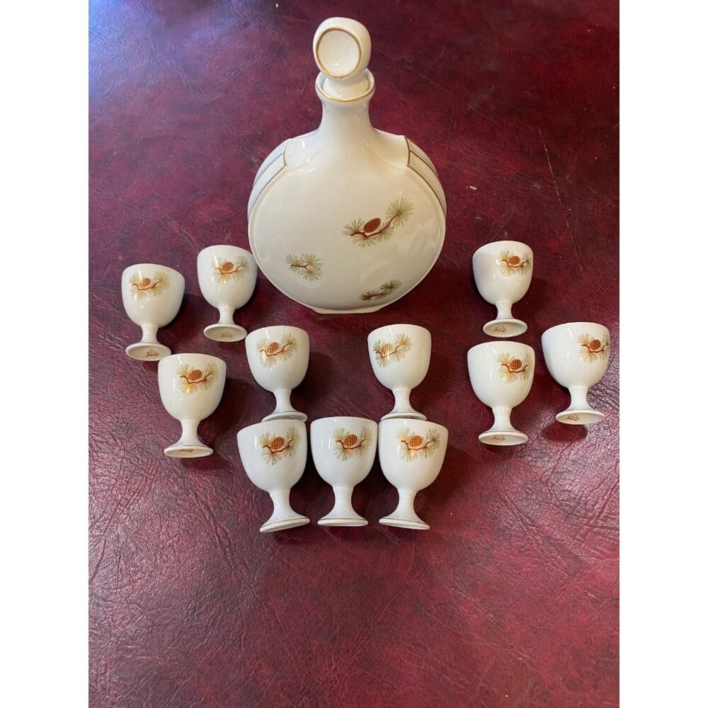 Vintage Japanese Saki Decanter & Footed Cup Set 12pc Bone China Pine Cone Gold